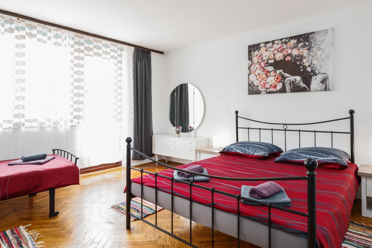 Apartmant Borna スルニュ エクステリア 写真