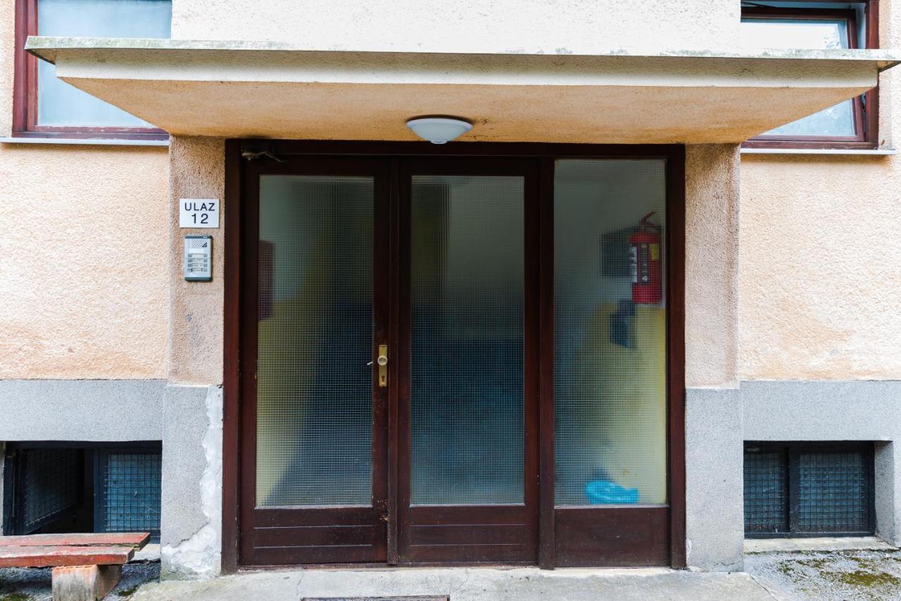Apartmant Borna スルニュ エクステリア 写真