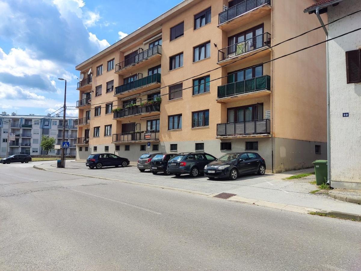 Apartmant Borna スルニュ エクステリア 写真