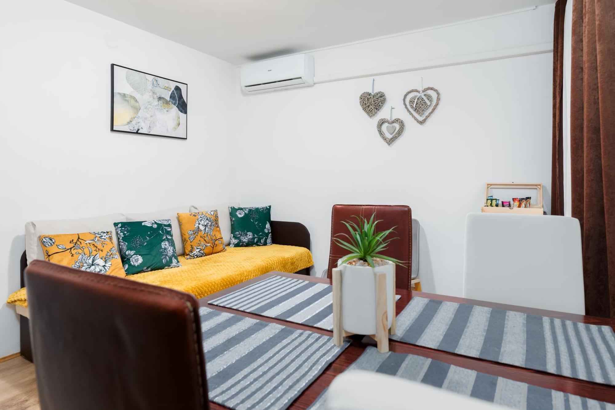 Apartmant Borna スルニュ エクステリア 写真